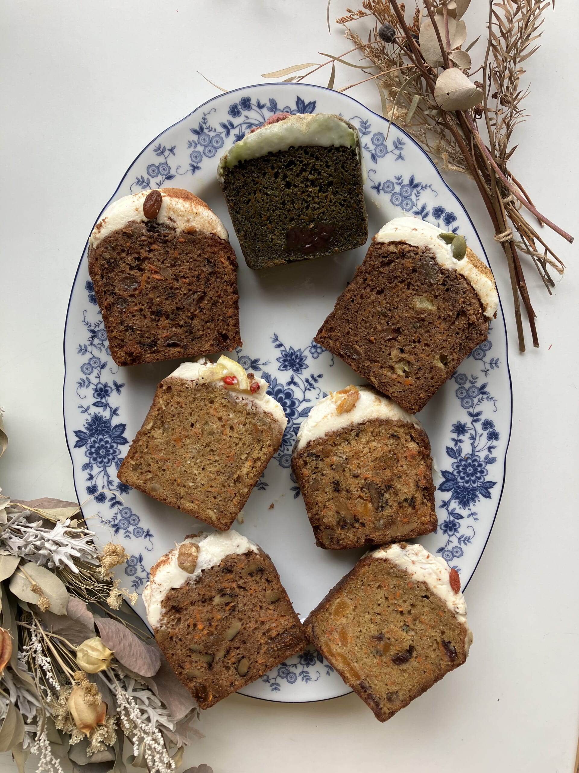 Rabbit Hole Bakesのさまざまなキャロットケーキ